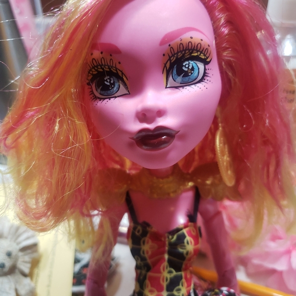Monster High Doll Goolipe Jellington Freak Du Chic out of box never played with - Picture 9 of 9
